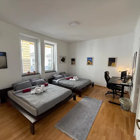 Mery Old Town Free Parking